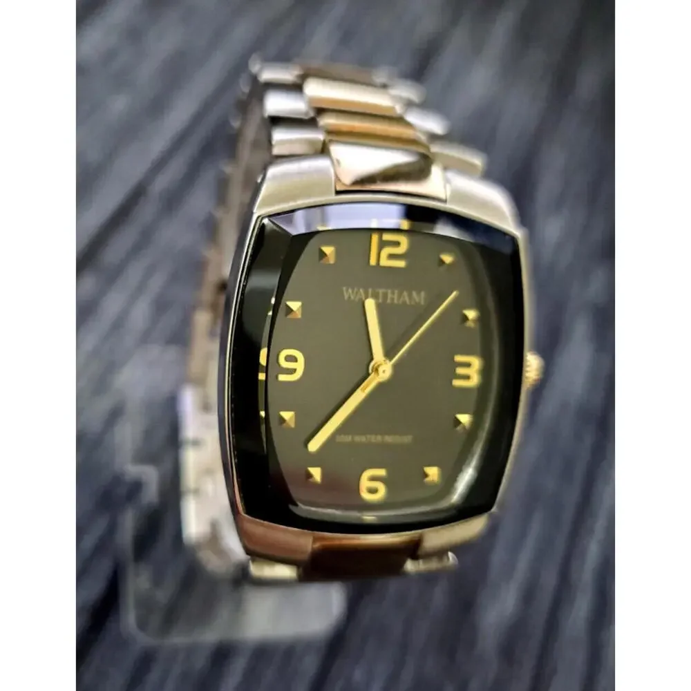 Pristine Vintage WALTHAM‎ 2 Tone 80's Retro Men's Watch